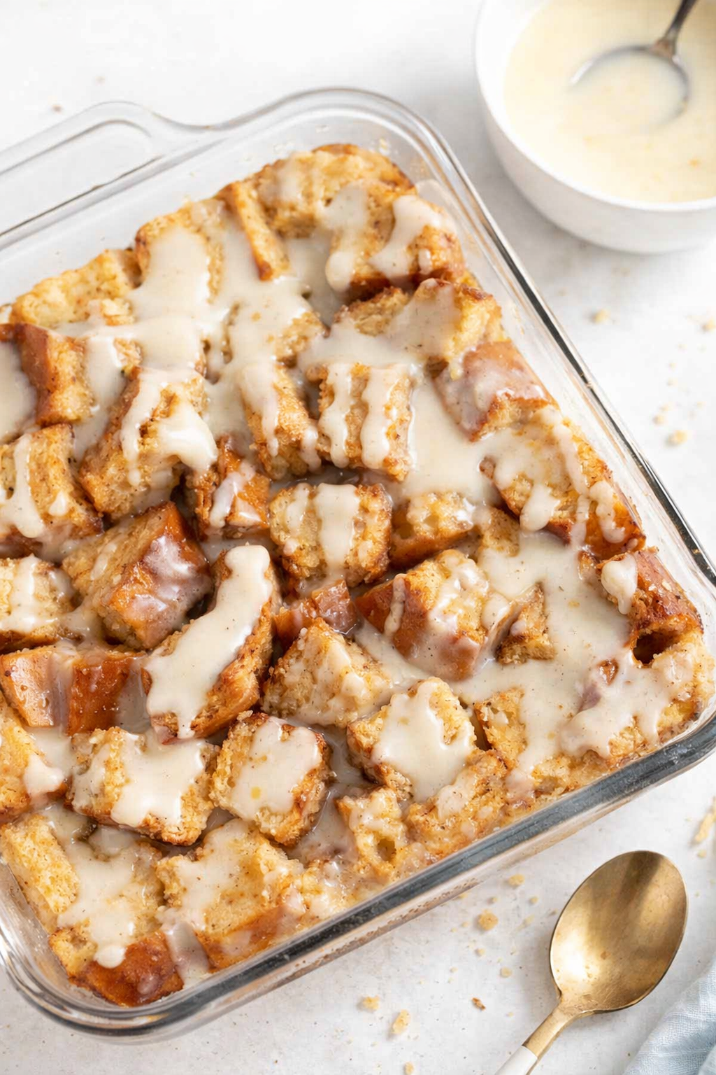 Comforting Bread Pudding with Vanilla Cream