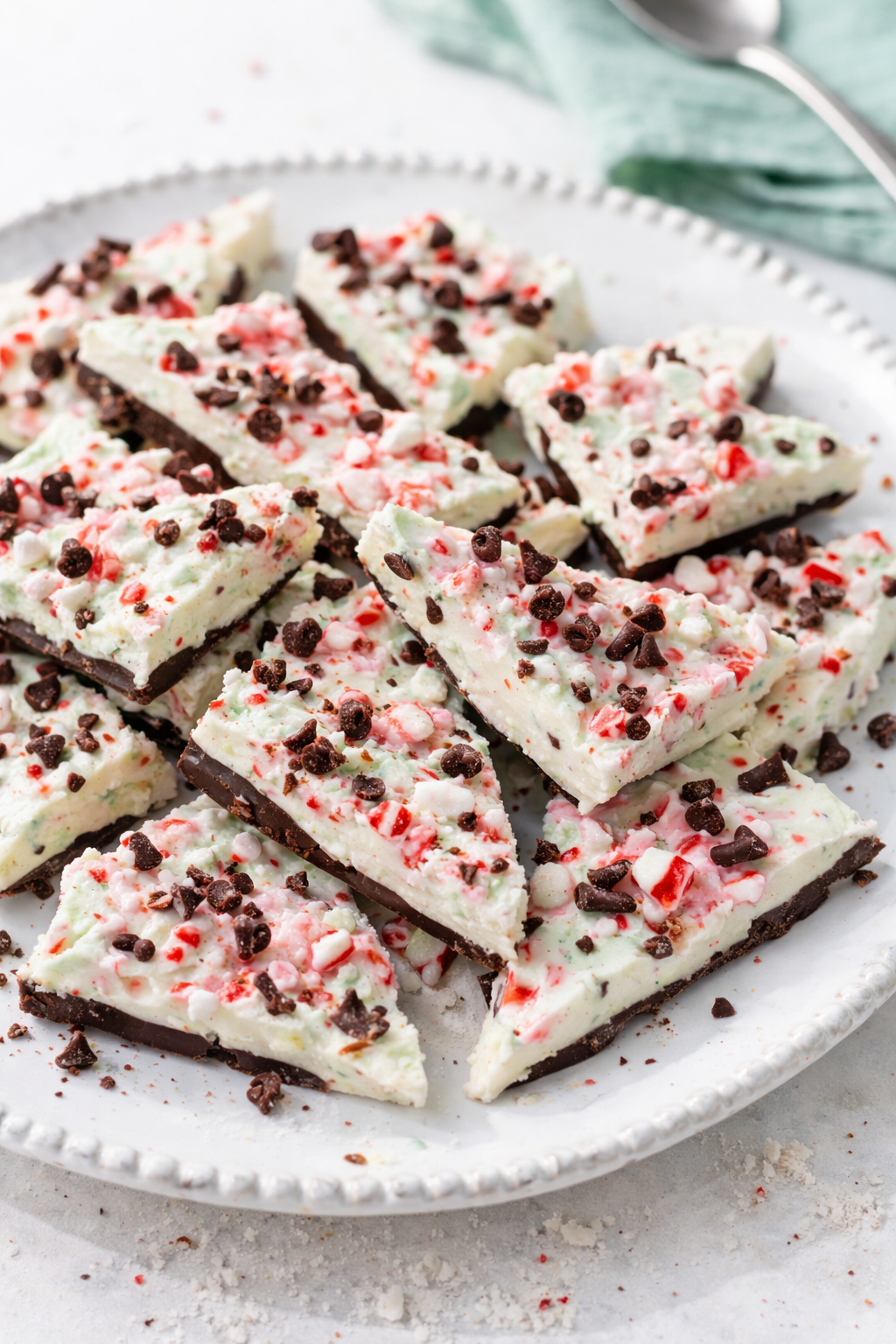 Cool Mint Chocolate Chip Yogurt Bark