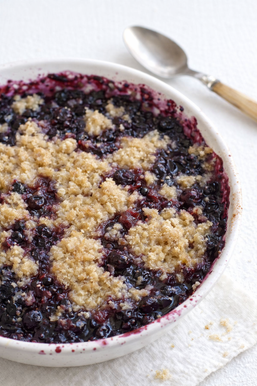Fast Microwave Berry Cobbler in Minutes