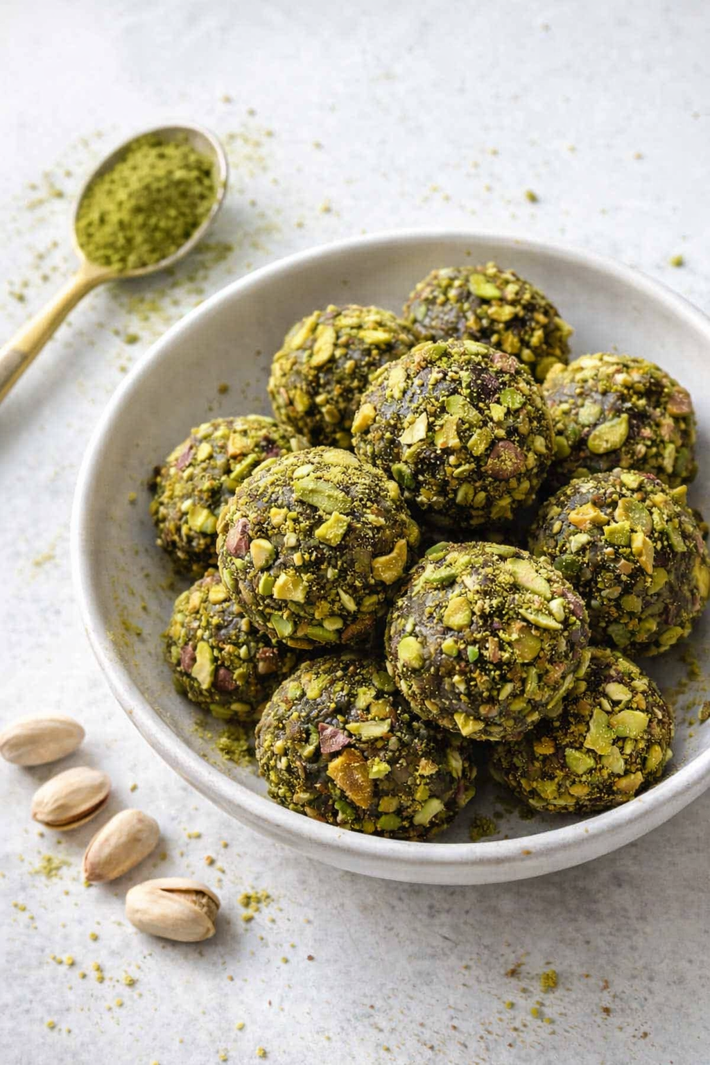 Quick Matcha Energy Balls Recipe