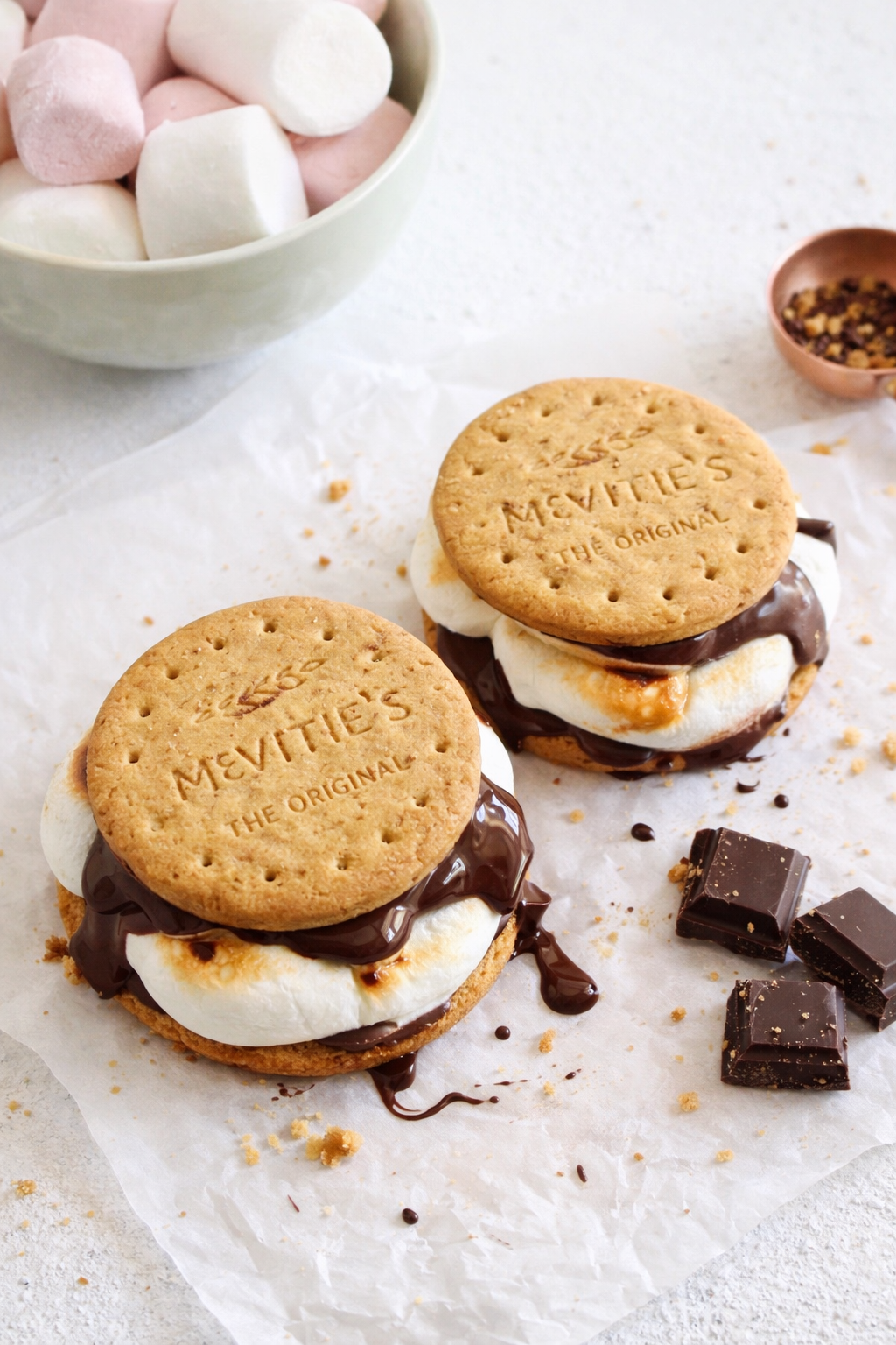 Easy Oven S'mores in 10 Minutes