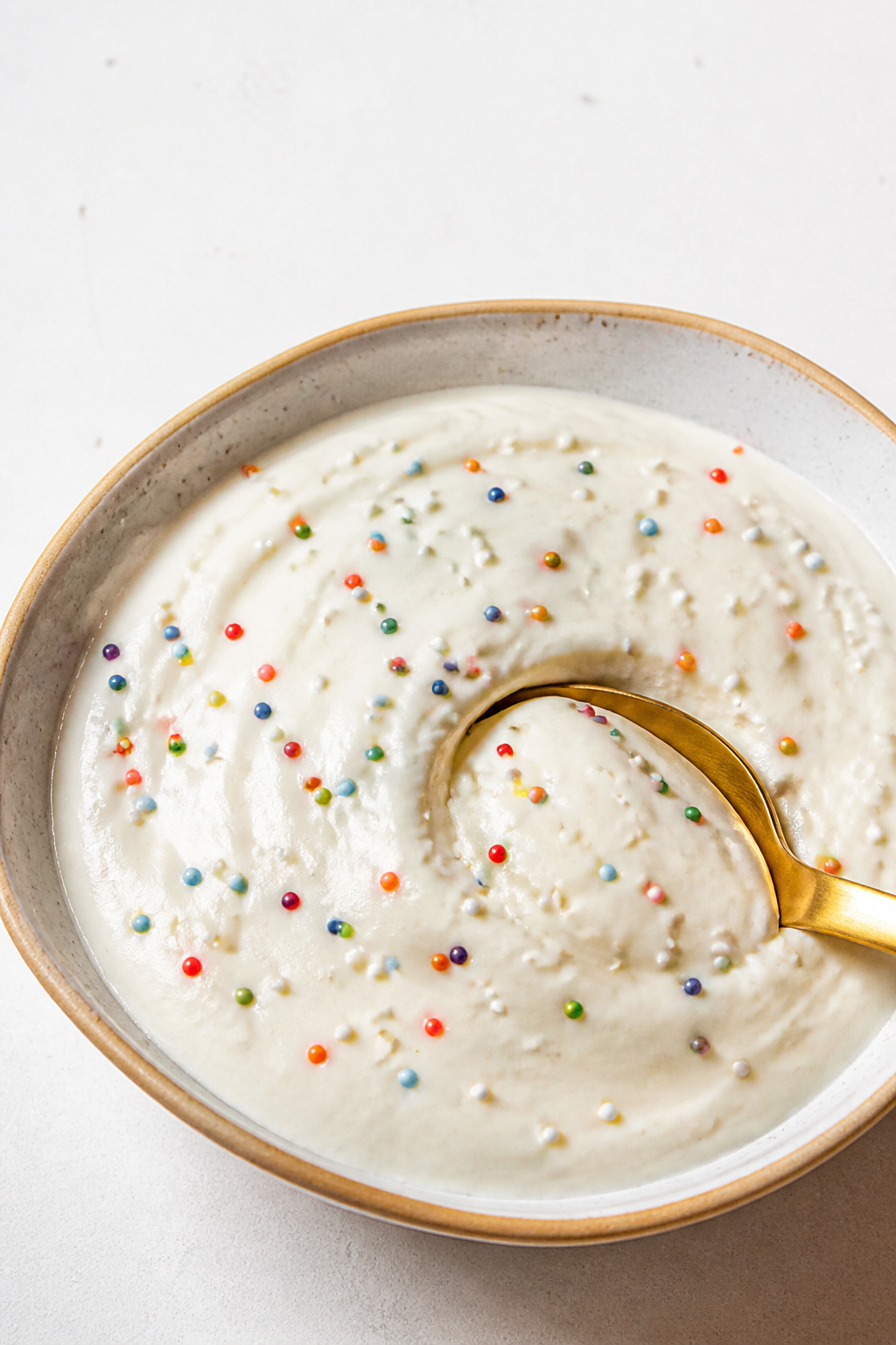 High-Protein Birthday Cake Cottage Cheese Bowl