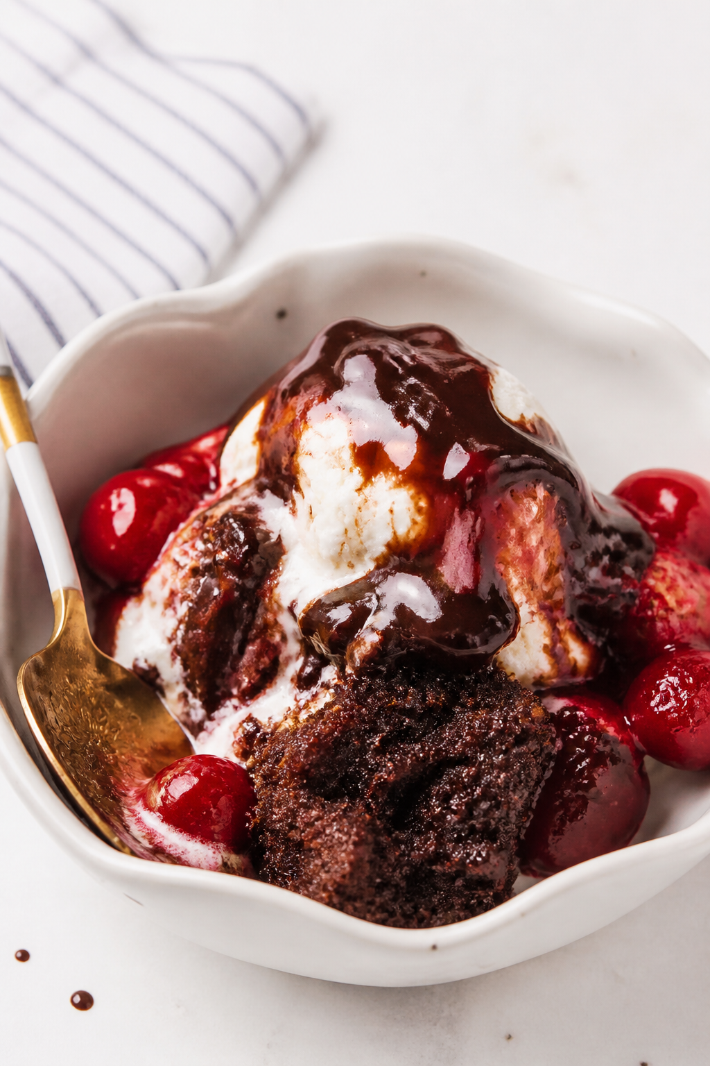 Quick Cherry Chocolate Dump Cake